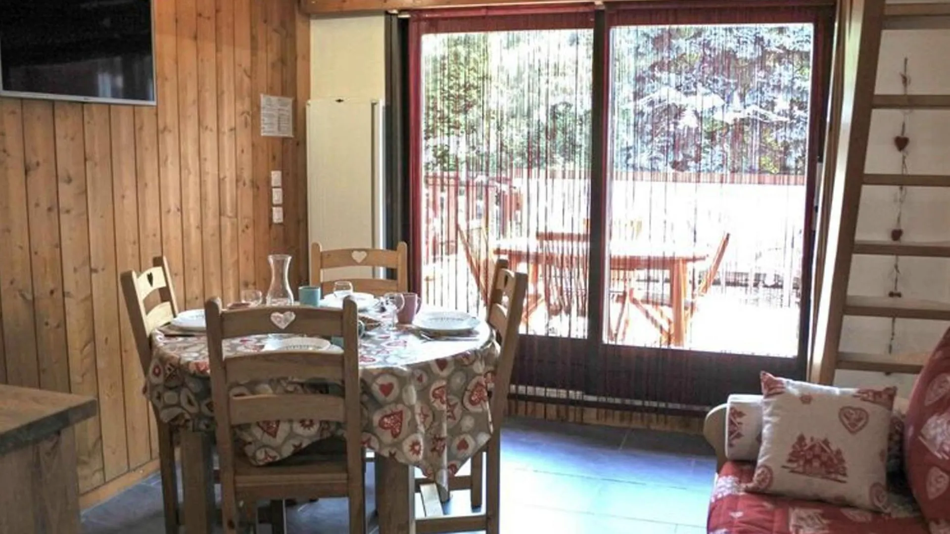 Apartamento Charmant Studio Cabine Avec Mezzanine Au Centre De Morzine, Ideal Pour 6 Personnes - Fr-1-524-125